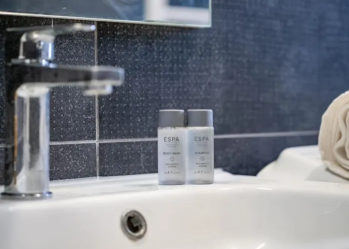 Appartamento Comfort Business Suite, Wi-fi & 3 Stops From Duomo *