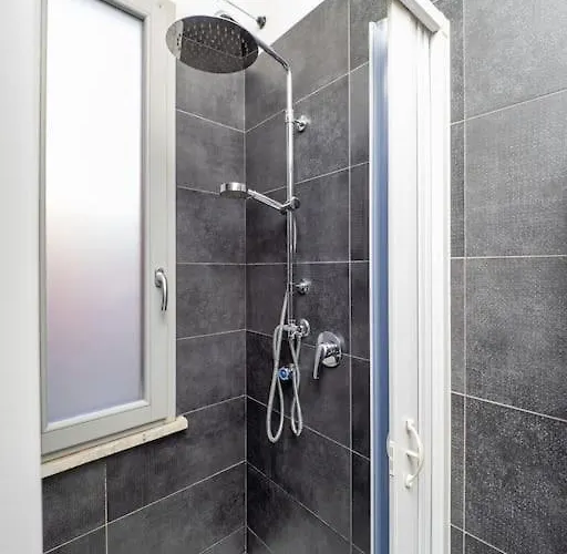 Apartmán Comfort Business Suite, Wi-fi & 3 Stops From Duomo *