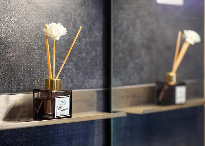 Comfort Business Suite, Wi-fi & 3 Stops From Duomo * Milano