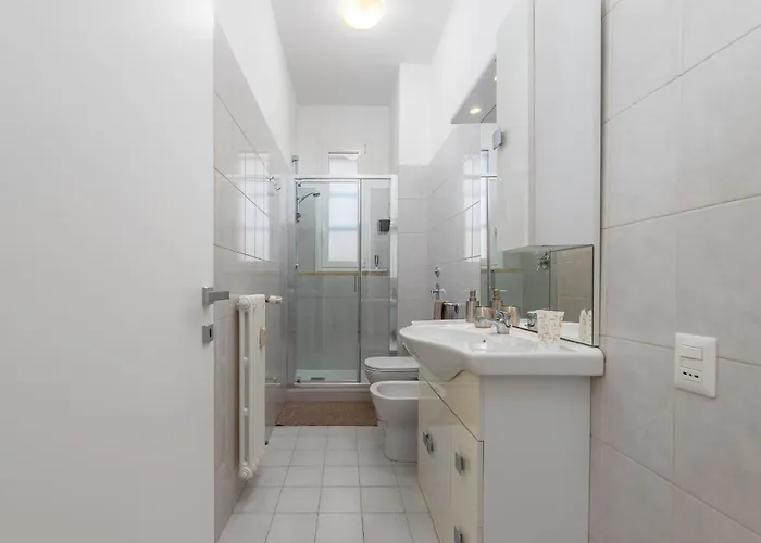 Free Private Parking - 5 Min To Metro - Access Control Guard - Quiet * Milán