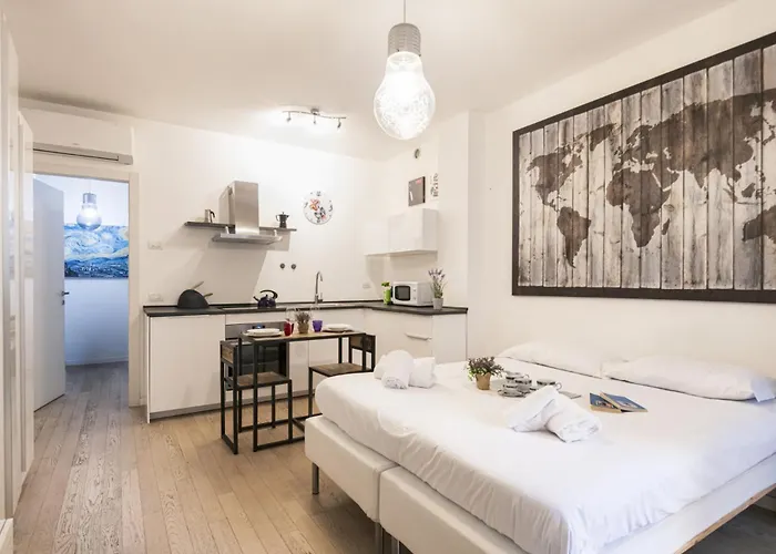 Easylife - - Magolfa 1 N8 - Navigli Apartmán *