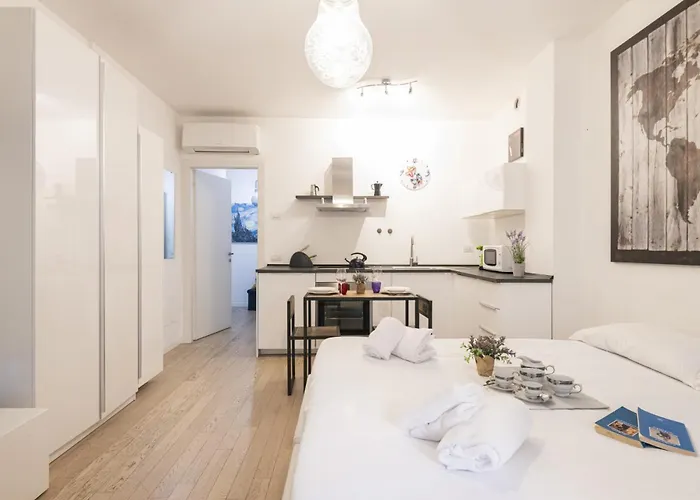 Easylife - - Magolfa 1 N8 - Navigli Apartmán