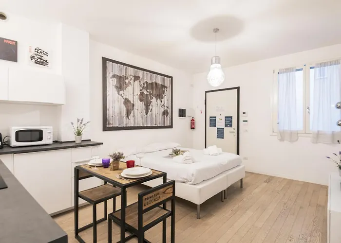 Easylife - - Magolfa 1 N8 - Navigli Apartmán