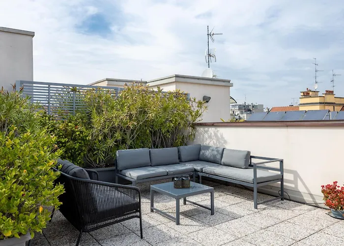 Bocconi's Nest - Close To Duomo With Terrace * Milan
