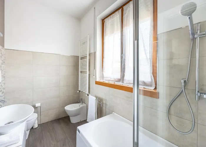 Bocconi's Nest - Close To Duomo With Terrace Milán