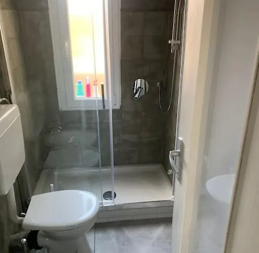 Besana Rent House דירה