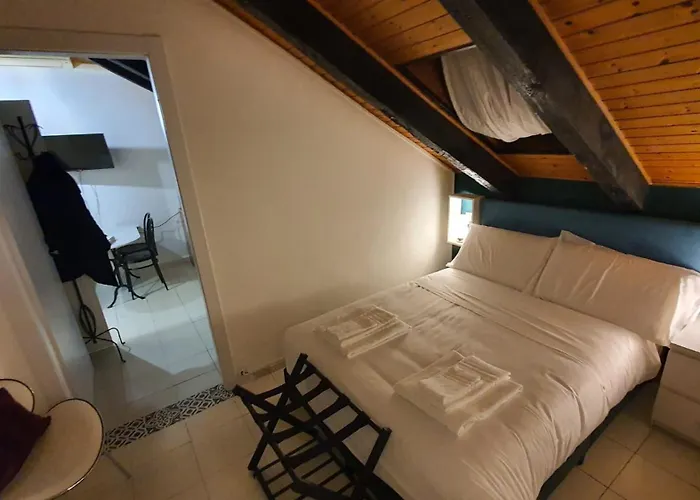 Mercanti Attic Version * מילאנו