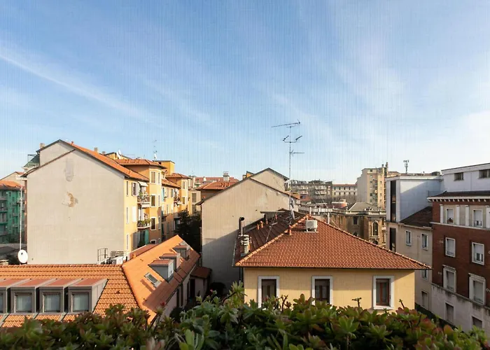 Accademia By Halldis *