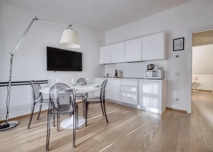 شقة Joivy Welcoming Flats By Corso ميلان