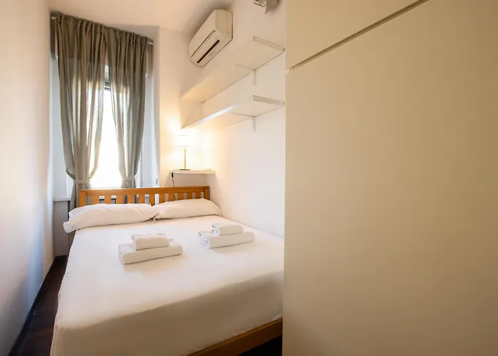 Casa Brera - Via Madonnina View *