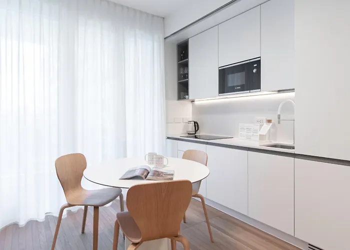 Italianway - Stresa 22 C * Milano