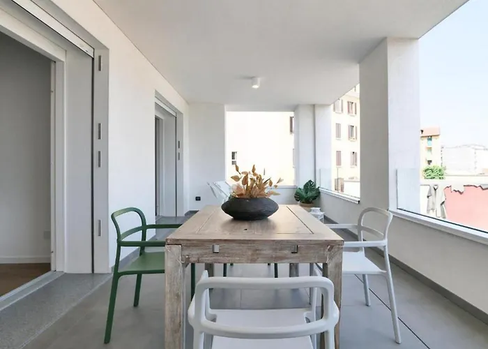 Lovely Terrace - Porta Romana District