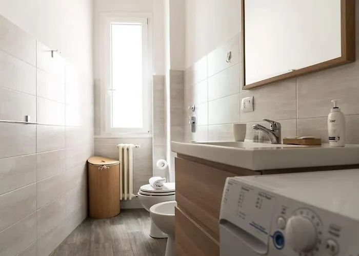 Youhosty - Lodi Quater * מילאנו