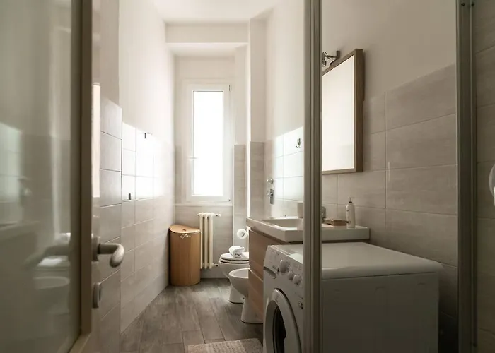 Youhosty - Lodi Quater