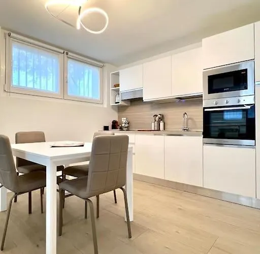 Loft Moderno A Mediolan