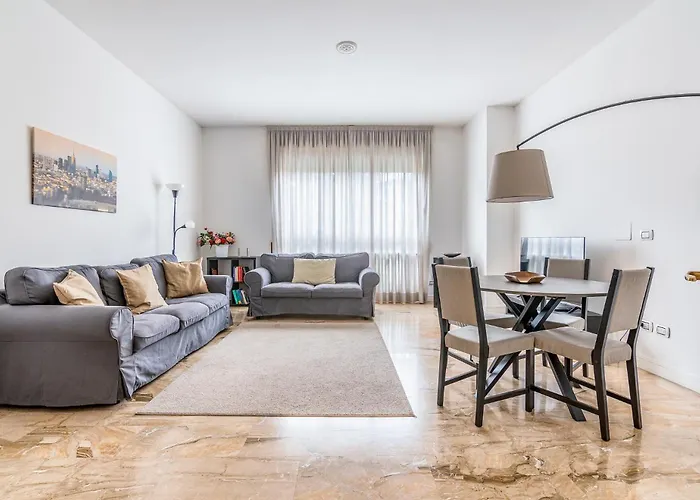 - Brand New 4 Pax Life & The Giulio Cesare 5 *