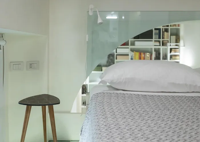 Luxury Duplex Flat With Sauna Few Steps From Duomo 米兰