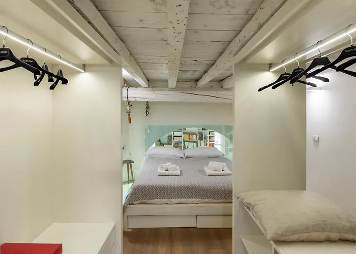 Luxury Duplex Flat With Sauna Few Steps From Duomo * 米兰