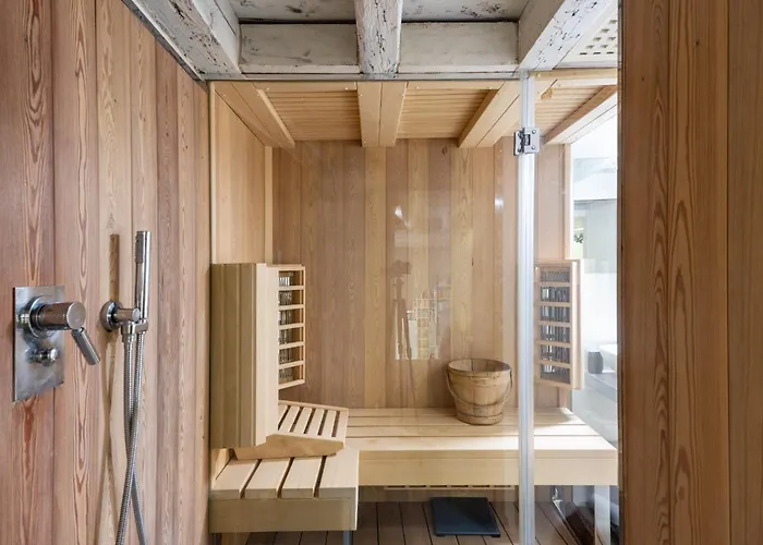 公寓 Luxury Duplex Flat With Sauna Few Steps From Duomo