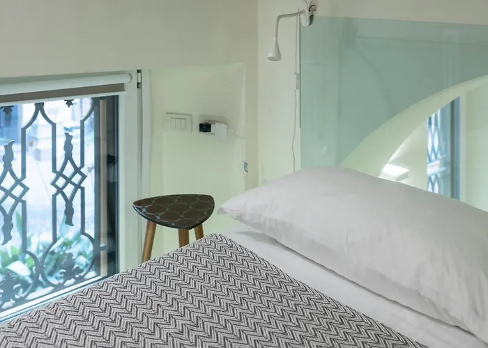 Luxury Duplex Flat With Sauna Few Steps From Duomo 公寓 *