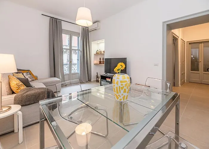 Art Around In Monti House 4* Milano