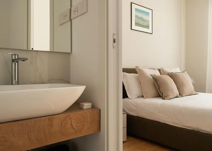 Luminoso Trilocale Certosa - Mirable Pm Apartament *