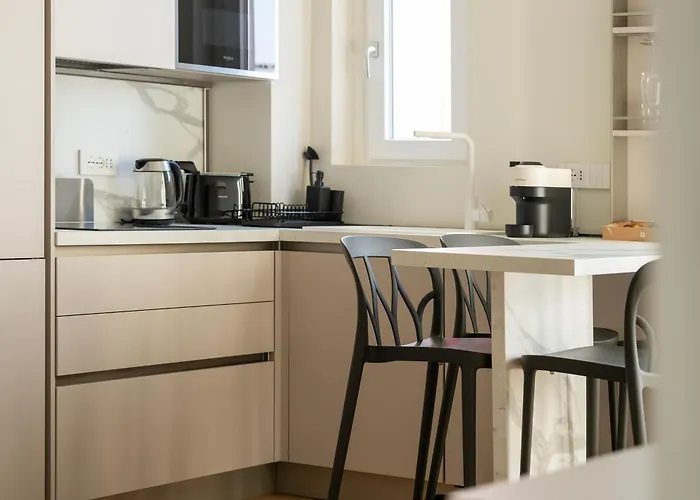 Luminoso Trilocale Certosa - Mirable Pm