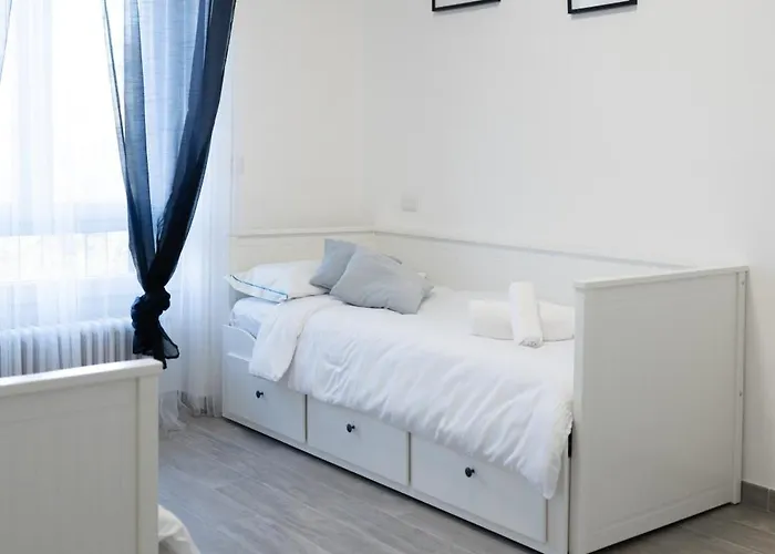 10min Rhofiera & Sansiro - 5min Metro - Ac - Freeparking Milano