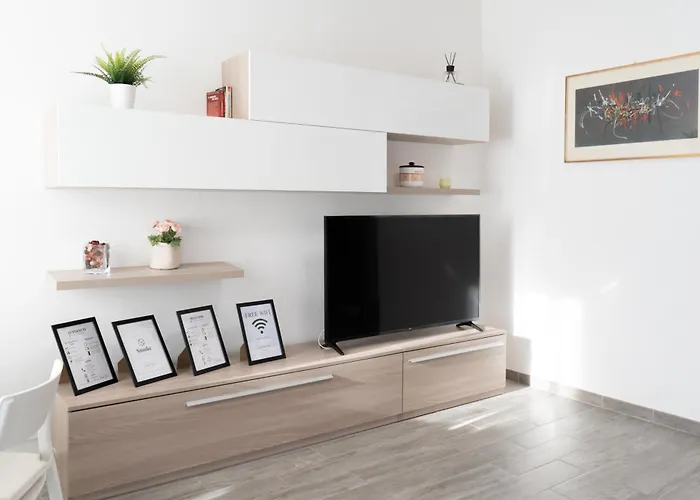 10min Rhofiera & Sansiro - 5min Metro - Ac - Freeparking Milano