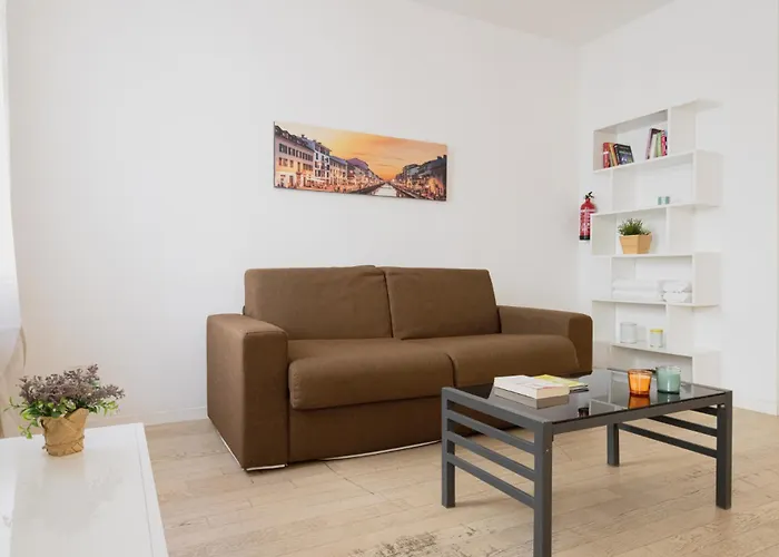 Easylife - Stile E Comfort Sui Navigli Milan