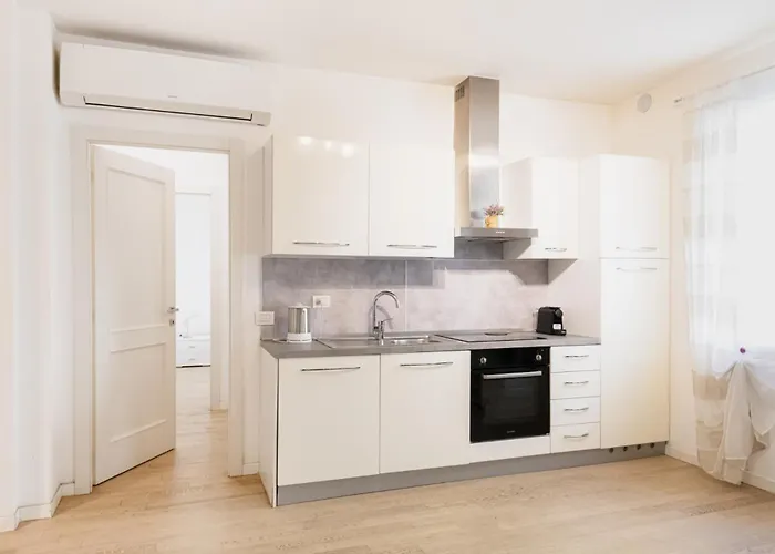 Easylife - Stile E Comfort Sui Navigli