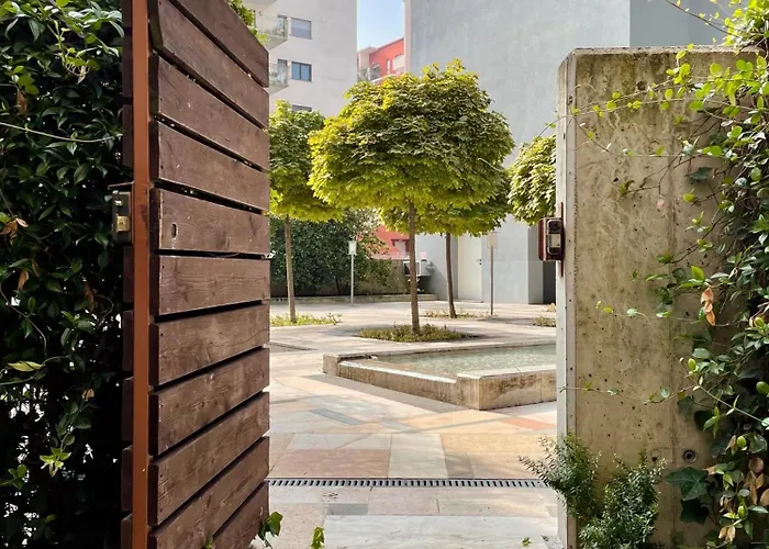 Ampio Loft Su Due Livelli Con Giardino Apartment *