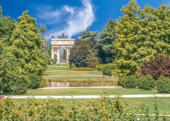 [milano Porta Garibaldi-isola] * Milano