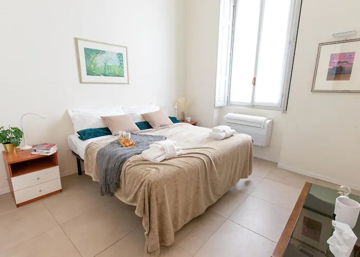 Luxury Near Duomo Italia 38 Apartmán *