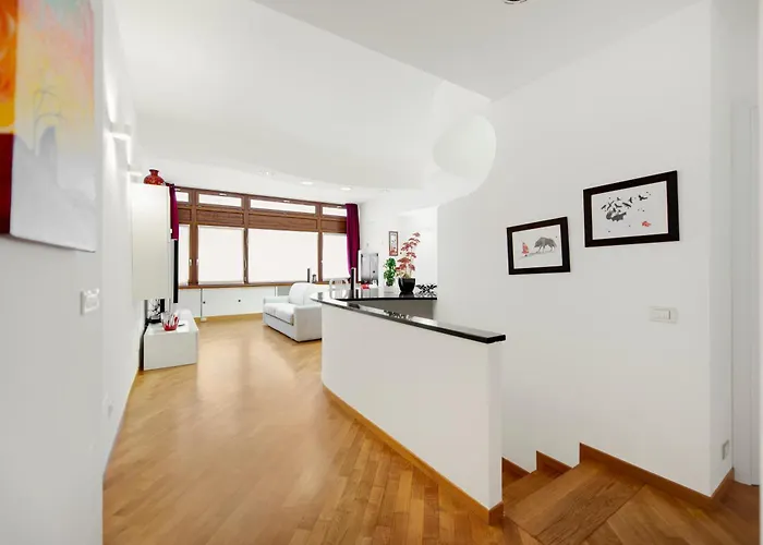 Διαμέρισμα Garage Privato Gratuito - 600 Metri Duomo *