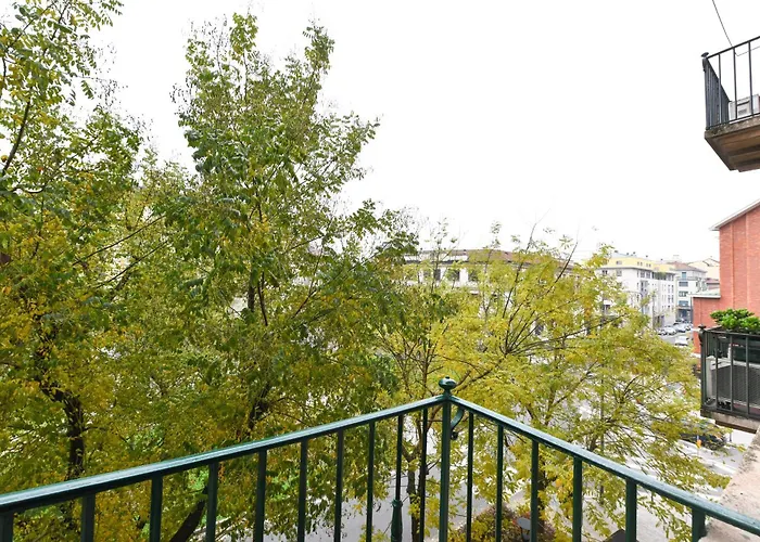 Prestigious - Citta Studi 公寓 *