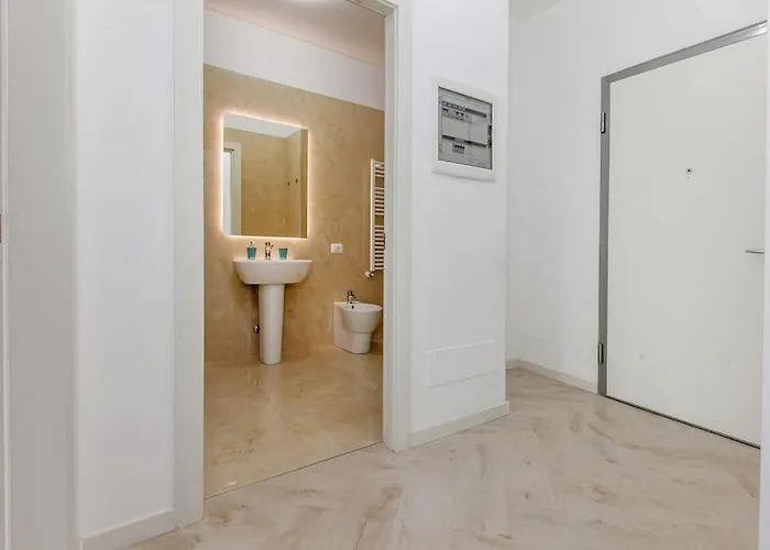 12th Floor Diamond Tower - 72