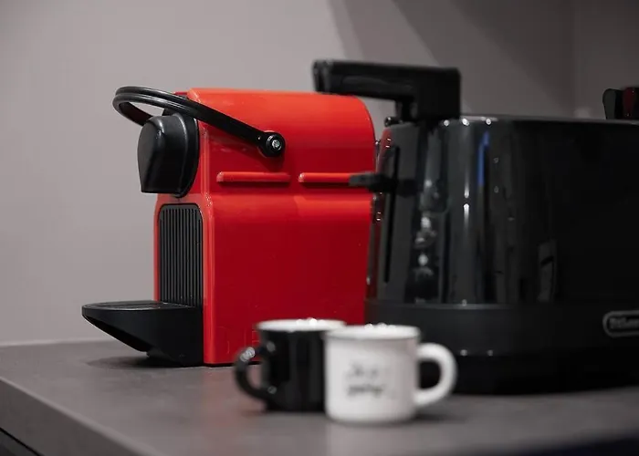 Moderno Bilocale Chic 8 Min Dal Duomo 아파트