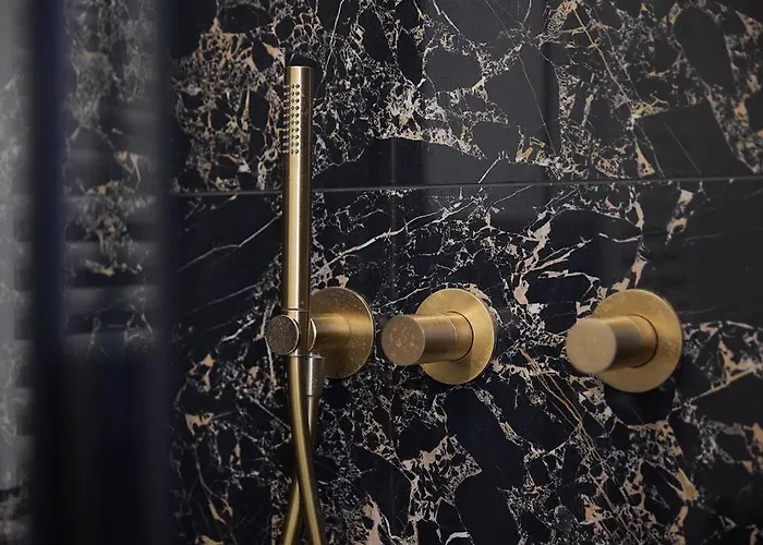 Moderno Bilocale Chic 8 Min Dal Duomo 아파트 밀라노