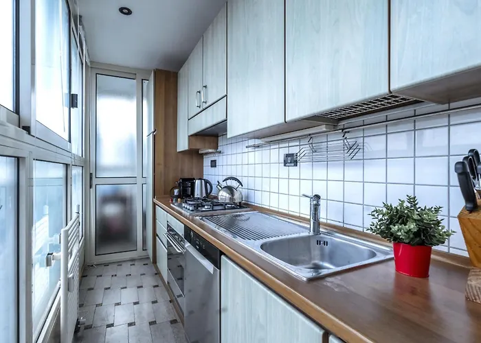 Vista Duomo Attico In Centro • Metro A 2 Minuti Διαμέρισμα *