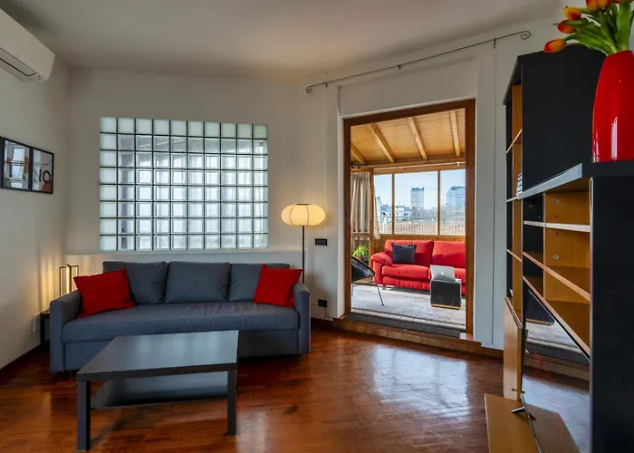 Vista Duomo Attico In Centro • Metro A 2 Minuti