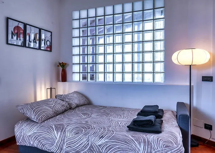 Vista Duomo Attico In Centro • Metro A 2 Minuti