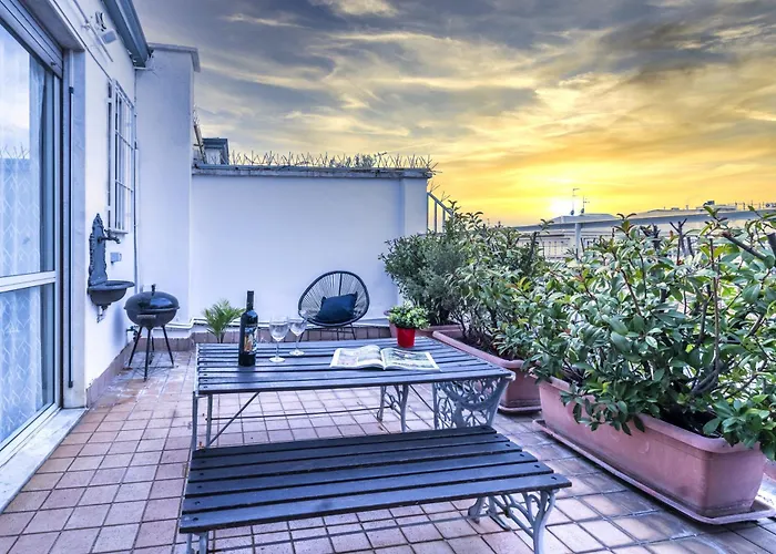 Vista Duomo Attico In Centro • Metro A 2 Minuti