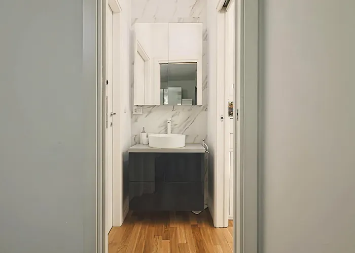 Joivy Cosy Flat In Cinque Giornate Square Milano