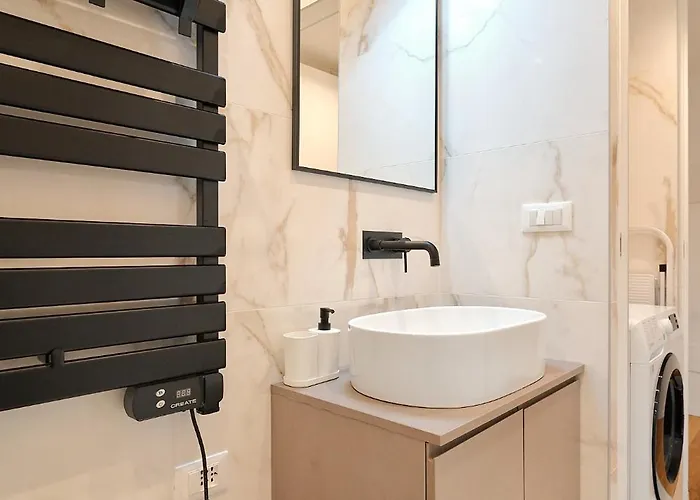 Bonnet Corso Como