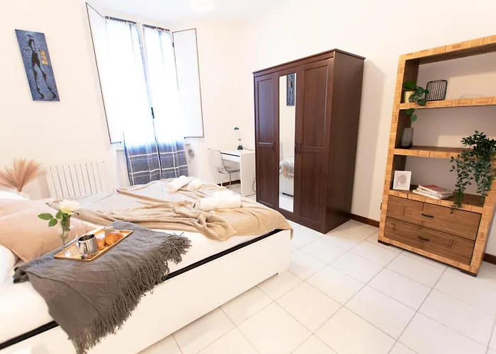 I Host - Fiamma 30 Milano