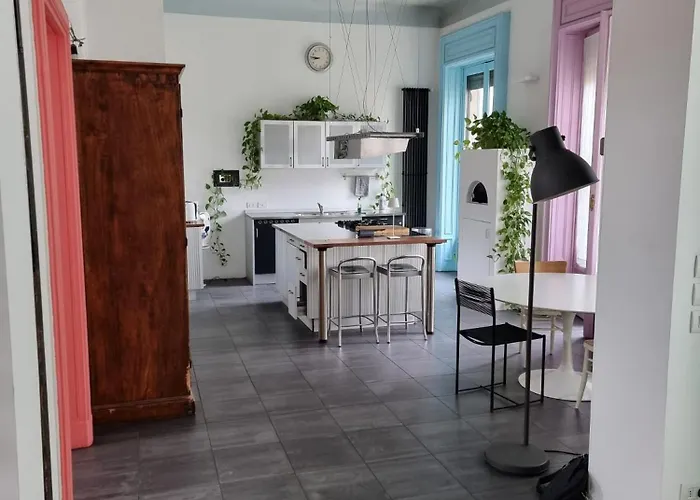 Apartment Attico Incantevole In Centro Citta Con Terrazzo Vicino Alle Sfilate Di Moda