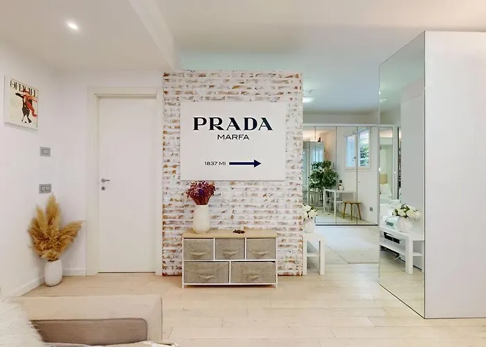 Mirrors House Chic In The City Center * Milánó