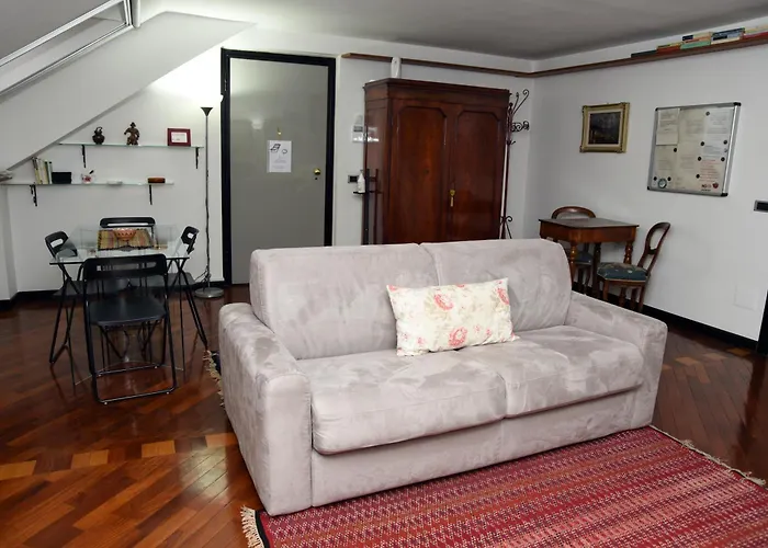 Daire Viale Corsica 99 Milano