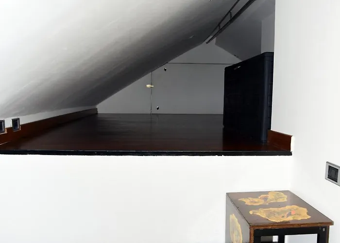 Daire Viale Corsica 99 *